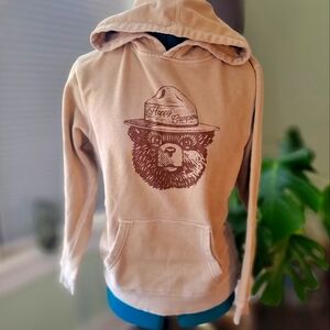 Happy Camper Smokey The Bear Hoodie! Size L(14/16)